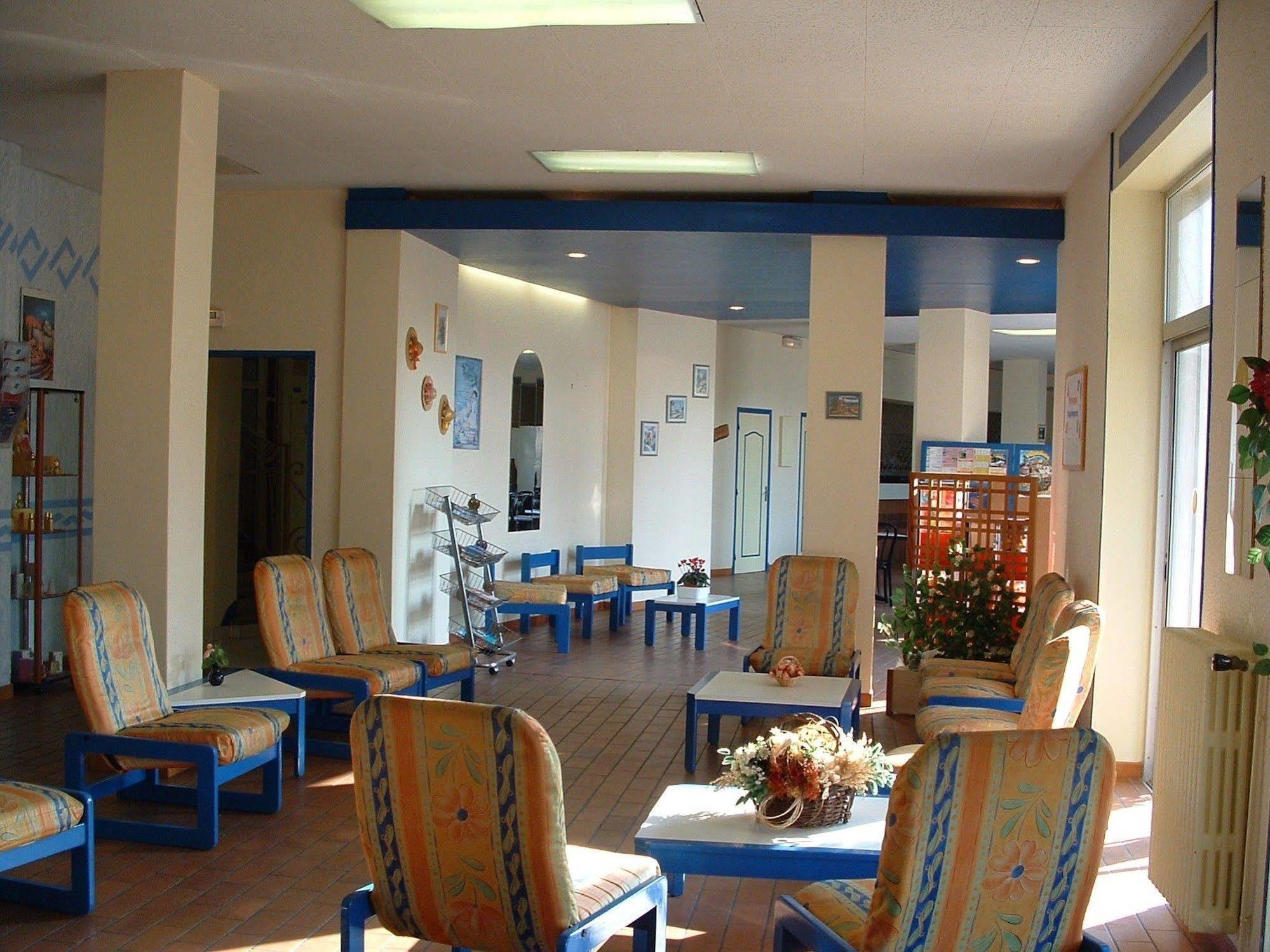 Residence Les Lionceaux By Popinns Saint-Raphaël Esterno foto